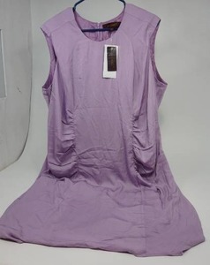lot 64 image: Hal Rubenstein Lavender SZ 24W NEW WITH TAGS