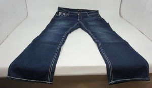 lot 99 image: Love Indigo Womans NWT Size 20 Stitched Designer Jeans Pant