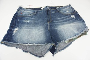 lot 125 image: Slink Jeans Tiffaney Womans NWT Size 22 Curvy Cut Off Camo Lined Designer Jean Shorts