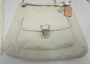 lot 133 image: COACH Authentic NWT WhiteCream Poppy Leather Slim Tote Parchment Quilted Handbag Chain Handle