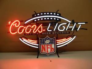 COORS LIGHT OFFICIAL BEER SPONSOR OF THE NFL NEON LIGHT - FANTASTIC PIECE - WORKS - NICE - APPROX 28 By 17 - SEE PICTURES