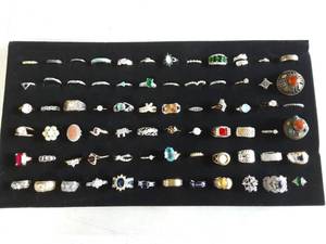 lot 1 image: Lot Of Assorted Rings