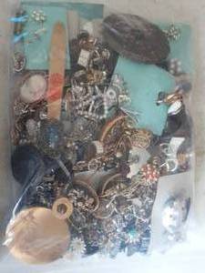 lot 15 image: Bag Lot Of Assorted Jewelry