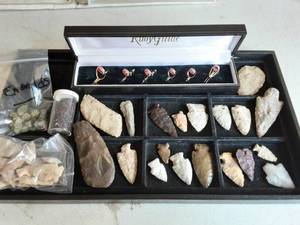 lot 33 image: Ruby Guide, Emeralds, Garnets & Arrow Heads