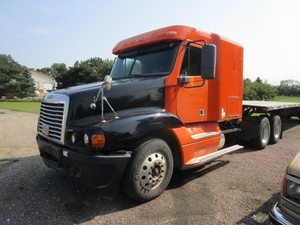 lot 1 image: 2007 Freightliner Semi