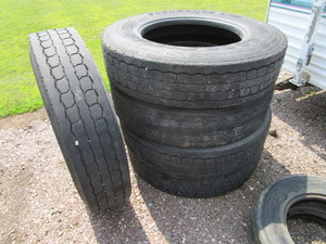 lot 24 image: (5) Goodyear 11R24.5 Truck Tires