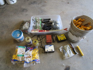 lot 28 image: Misc. Electric Fencing Items