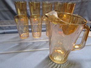 lot 24 image: Tea  Lemonade Set