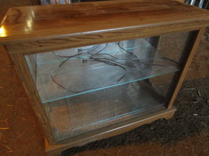 lot 58 image: Curio Cabinet