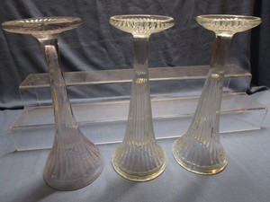 lot 94 image: Glass Shelf Stands