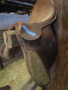 lot 6 image: Jump Saddle