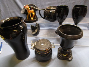 lot 109 image: Black Glass