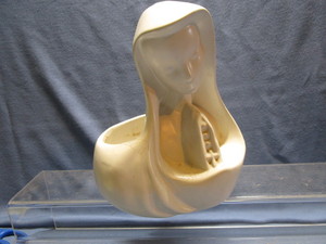 lot 112 image: Madonna Planter