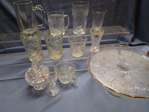 lot 144 image: Cake Plate, Glasses, Mugs