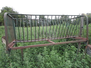 lot 152 image: Hay Feeder