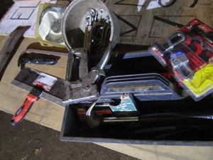 lot 180 image: Turnbuckles, Stapler, Tote