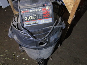 lot 181 image: Craftsman WetDry Vac