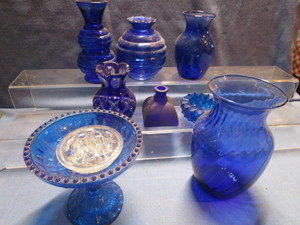 lot 206 image: Cobalt Vases, Compote