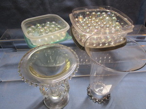 lot 217 image: Vases & Beads