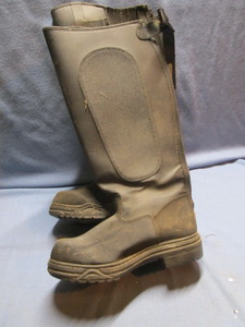 lot 226 image: Muck Boots