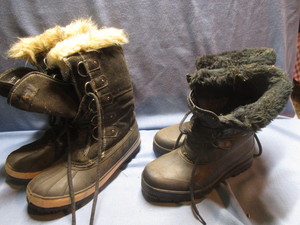lot 227 image: Winter Boots, Ladies