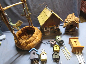 lot 235 image: Bird House Theme