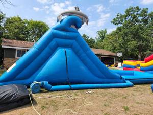 2002 E-Inflatables Water Slide