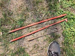 (2) Long and (1) Short Stakes