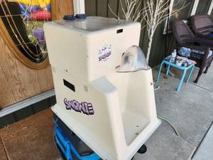 2007 Snowie Machine