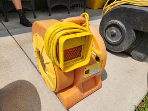 2011 Tool King 1-HP Blower