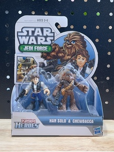 lot 17 image: Star Wars Jedi Force Han Solo and Chewbacca Figures