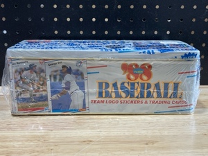 1988 Fleer Baseball Cards in Metal Tin