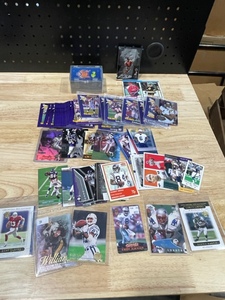 Football and Hockey Trading Cards
