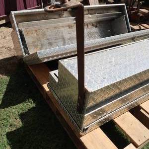 WEATHER GUARD DIAMOND TREAD ALUMINUM TRUCK BOXES.