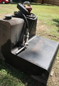 1 DIESEL FULE TANK
