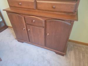 lot 2 image: Canadel Furniture Contemporary Mission China Hutch