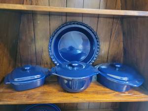 lot 65 image: Blue Ceramic Bakeware