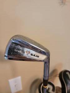lot 133 image: Vintage Golf Club Pair