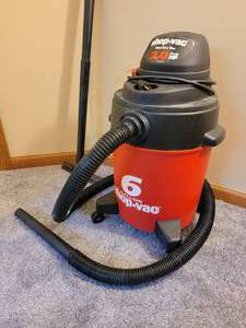 lot 135 image: 6 Gallan Shop-Vac