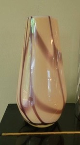 lot 112 image: Polychromatic Vase Dcor Collection (4)