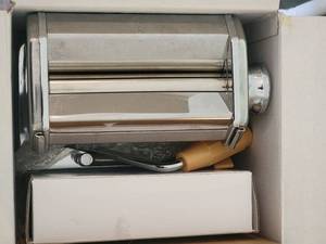 lot 171 image: NOPRO Pasta Machine