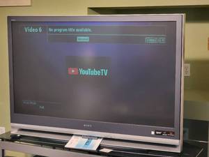 lot 157 image: Sony 55 Grand Vega LCD Projection TV KDF-55E2000