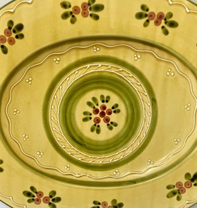 lot 52 image: Pretty Platter by Williams Sonoma