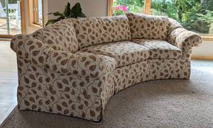 lot 2 image: Elegant Curved Paisley Sofa by Highland House