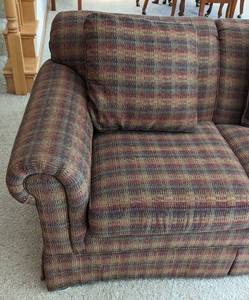 lot 14 image: Colorful Highland House Loveseat