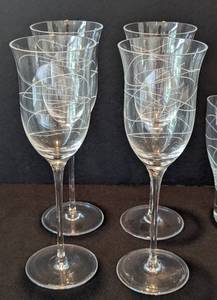 lot 26 image: Nambe Glassware