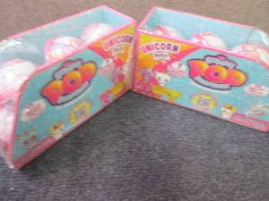 2- 7 ct Unicorn Pets Gummi Pop Surp...