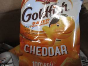 Case of 72-1.5 oz Bags Gold Fish Ch...
