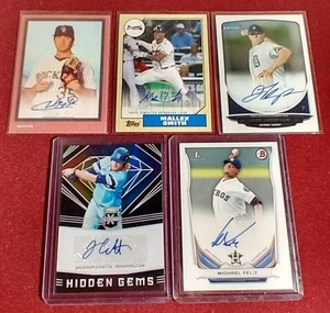 lot 95 image: (5) Autographed Baseball Cards