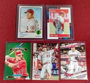 lot 124 image: (5) Mike Trout Cards